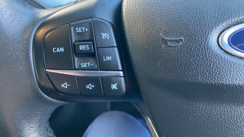 Ford Focus 1.0 EcoBoost 125 Titanium 5dr Petrol Hatchback